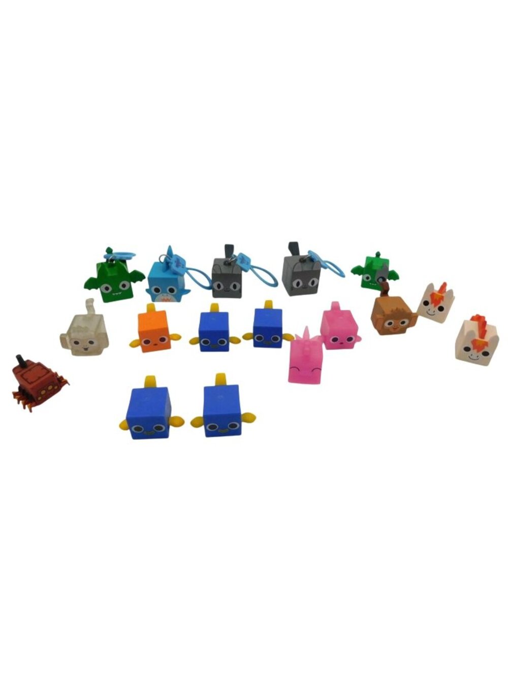 Pet Simulator X Keychains Clips Figures Toy Lot 17 Pieces NO CODES